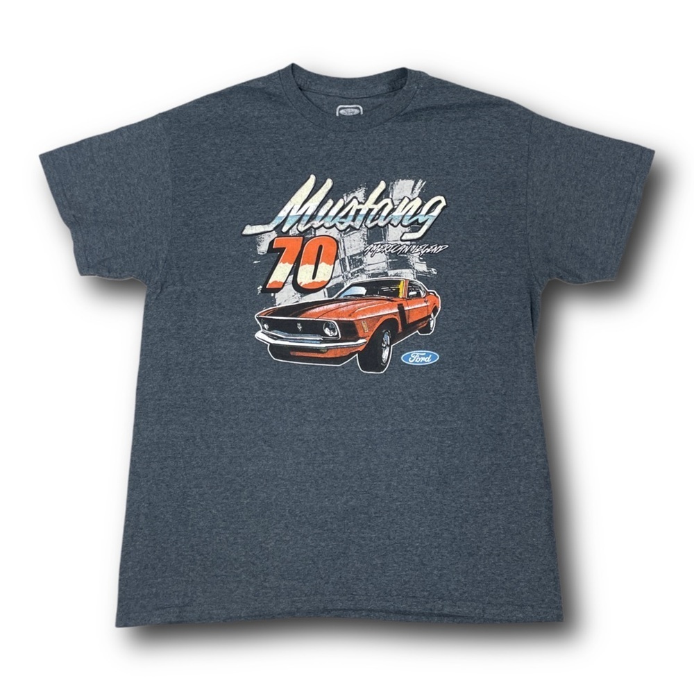 Ford Mustang 1970 Classic Car Retro Graphic T-Shirt - size Large